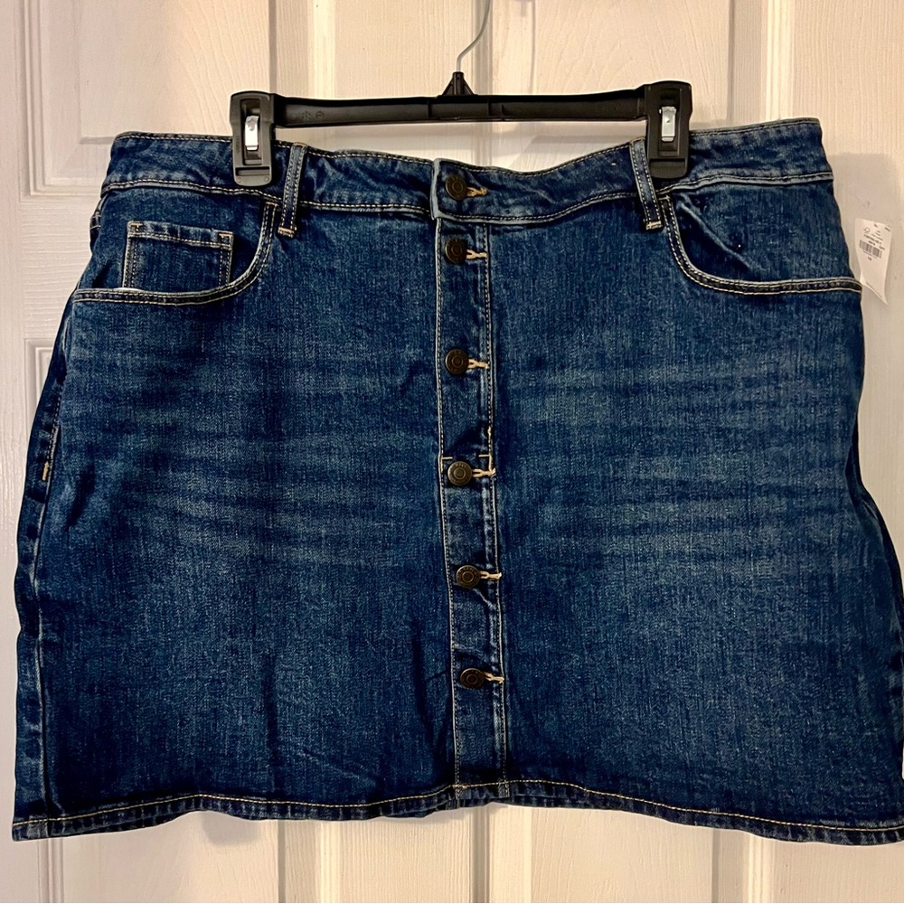 NWT size 18 denim mini